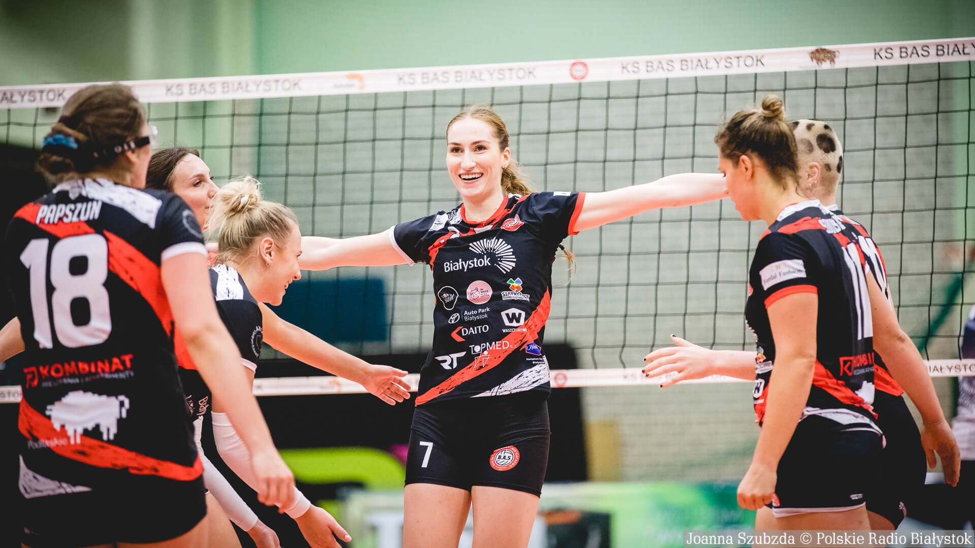 Siatkarki KS BAS-u Białystok pokonują na inaugurację pierwszej ligi SMS Szczyrk 3:1 [zdjęcia, wideo]