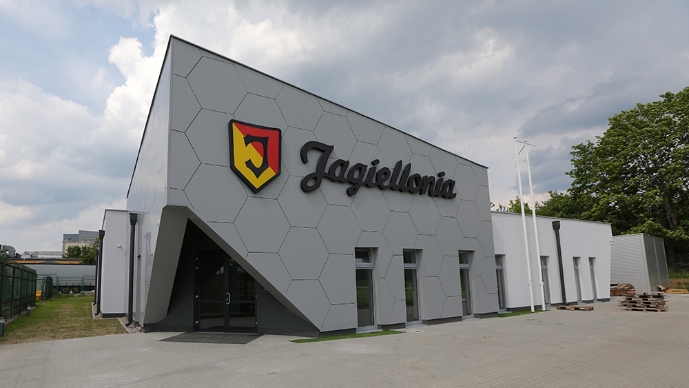 Piłkarz Jagiellonii nie zatrzymał się do kontroli drogowej i uciekł - usłyszał zarzut