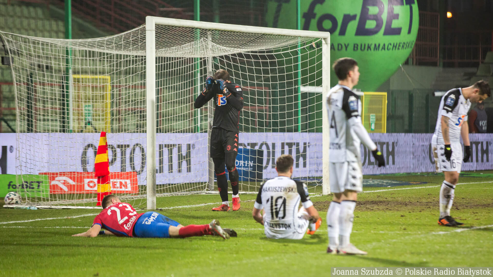 Jagiellonia Białystok przegrywa na wyjeździe z Rakowem Częstochowa [zdjęcia]