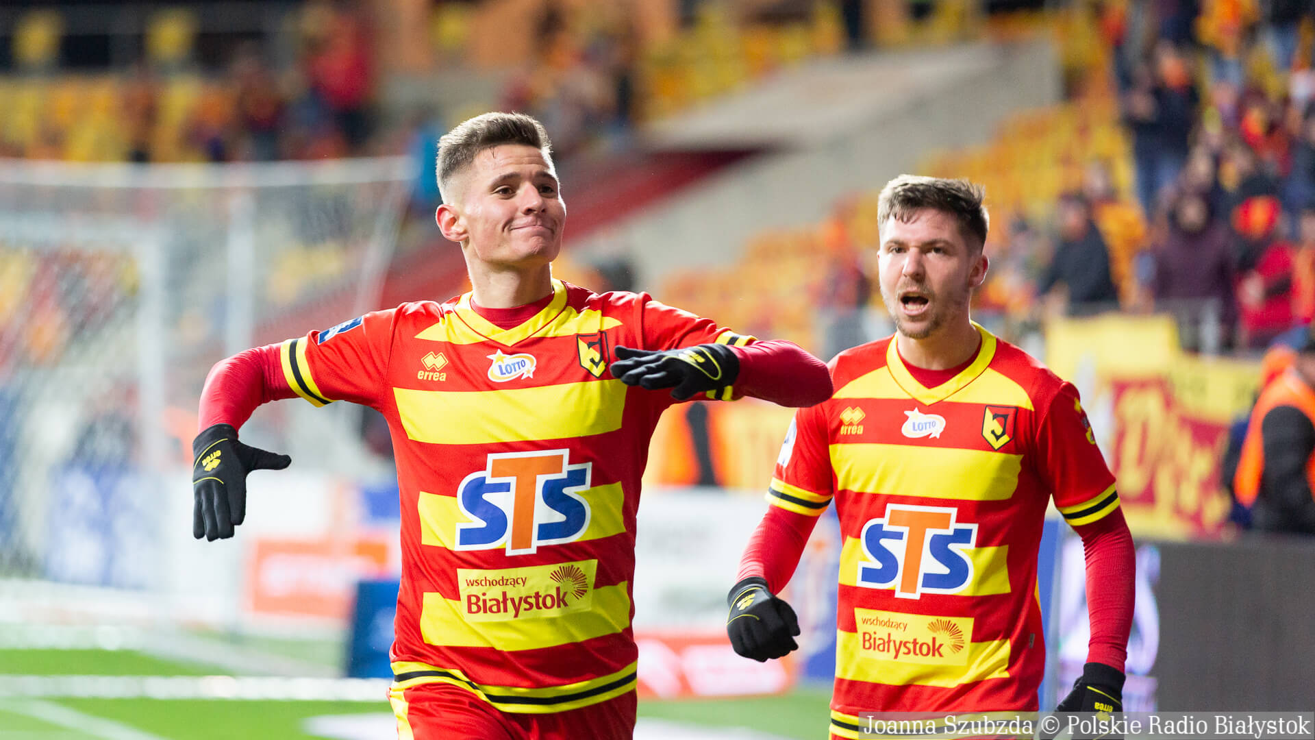 Jagiellonia Białystok wygrywa z Arką i wraca do czołowej ósemki [zdjęcia, wideo]