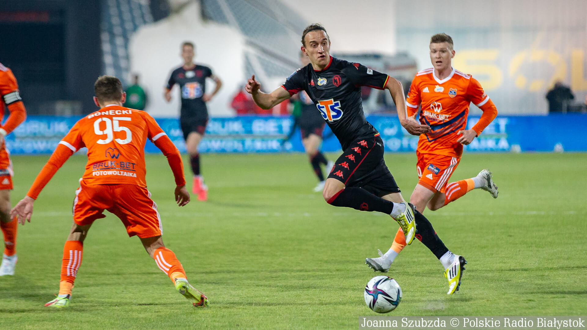 Jagiellonia Białystok przegrywa z ostatnią w tabeli Termaliką Nieciecza [zdjęcia, wideo]