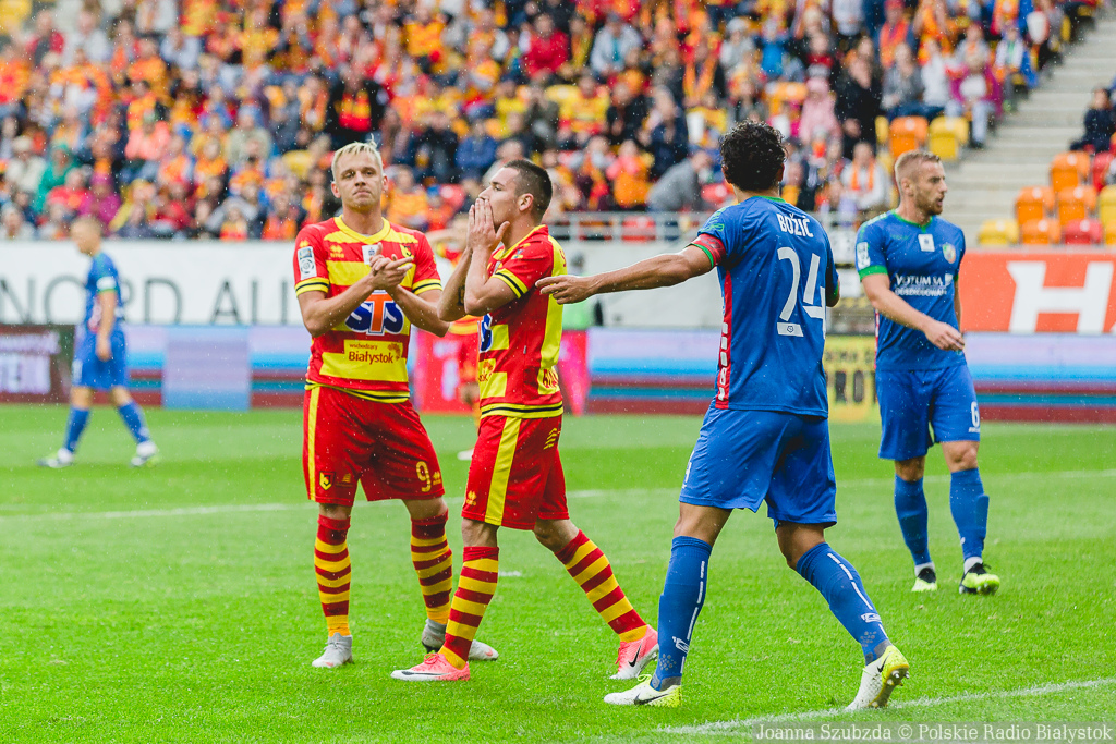 Pięć goli w Białymstoku - Jagiellonia przegrywa z beniaminkiem ekstraklasy [zdjęcia]