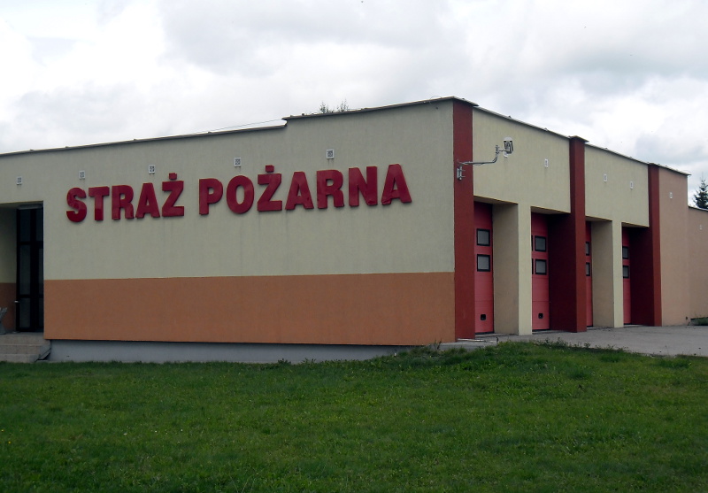 Suwałki:  Podpalenia reklam przy Piaskowej