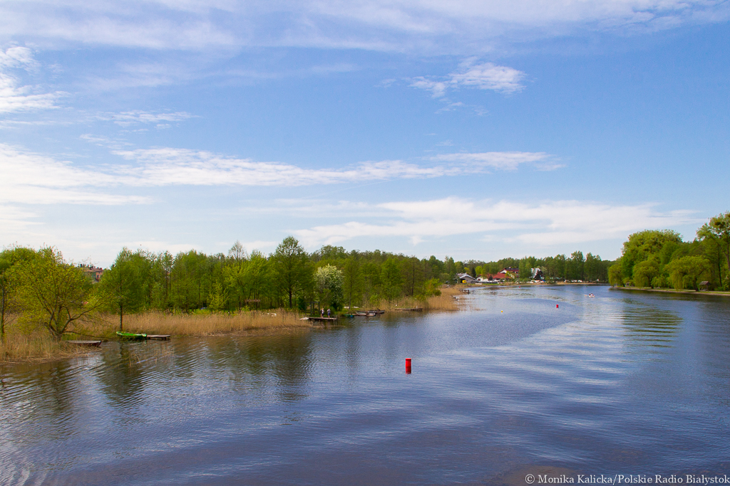 Czy augustowskie jeziora są brudne? Narzekają mieszkańcy i nurkowie