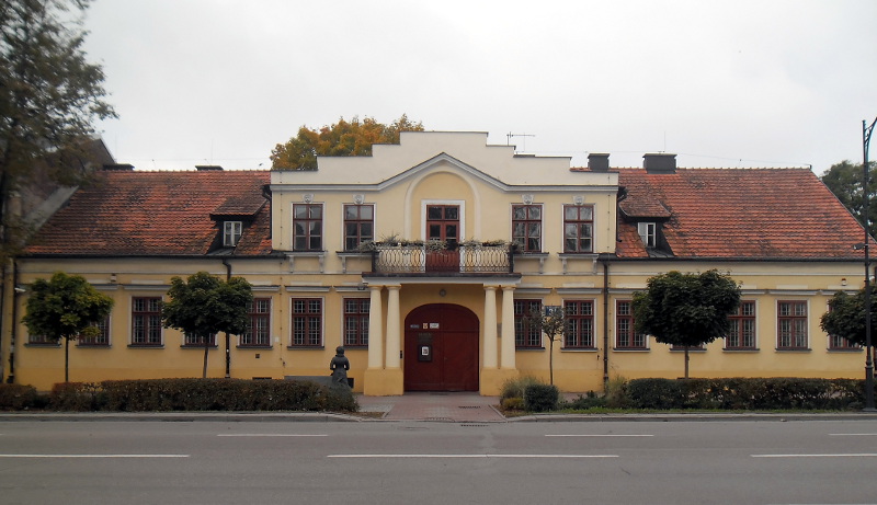 Mimo trwającego tam remontu, turyści odwiedzają Muzeum im. Marii Konopnickiej w Suwałkach