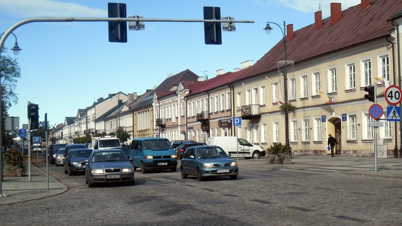 Mniej rejestracji samochodów