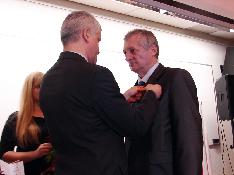 Łomża:  Odznaczenia pracowników PWSIiP