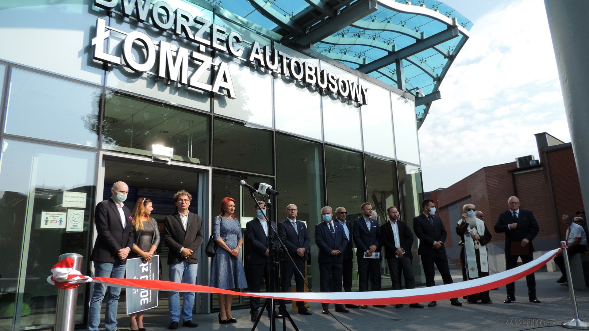 Nowoczesne centrum przesiadkowo-komunikacyjne zastąpiło stary dworzec w Łomży