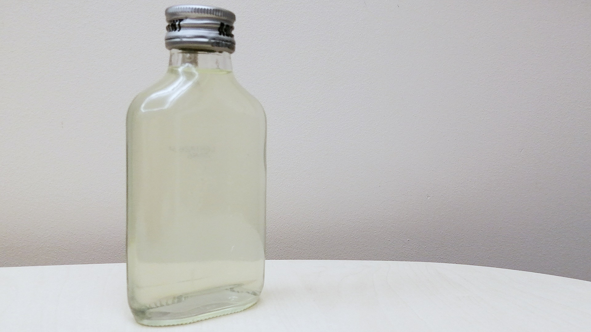 "Małpi biznes" - reportaż Adama Janczewskiego i Marcina Glińskiego