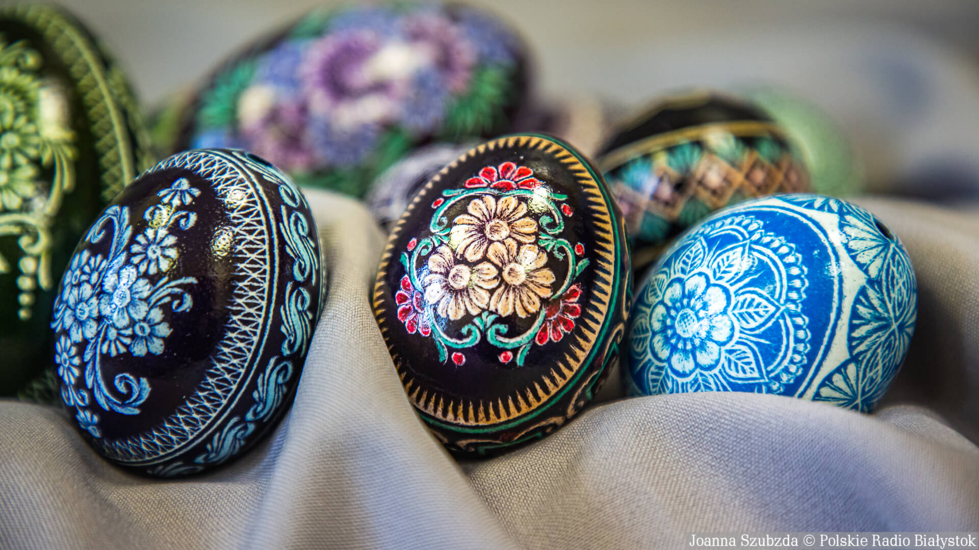 Symbolika jajka i tradycja ozdabiania pisanek