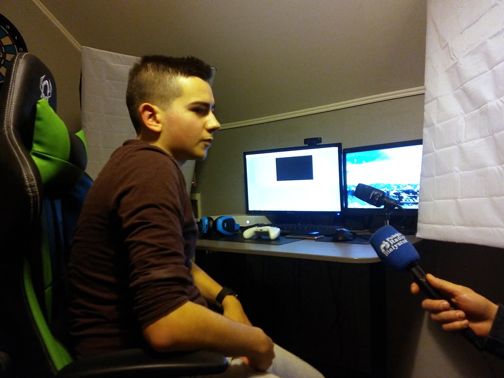 "E-transfer" - reportaż Adama Janczewskiego i Marcina Glińskiego