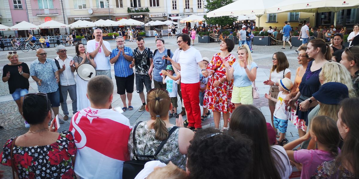 Białoruskie pieśni na Rynku Kościuszki w Białymstoku 09.07.2021