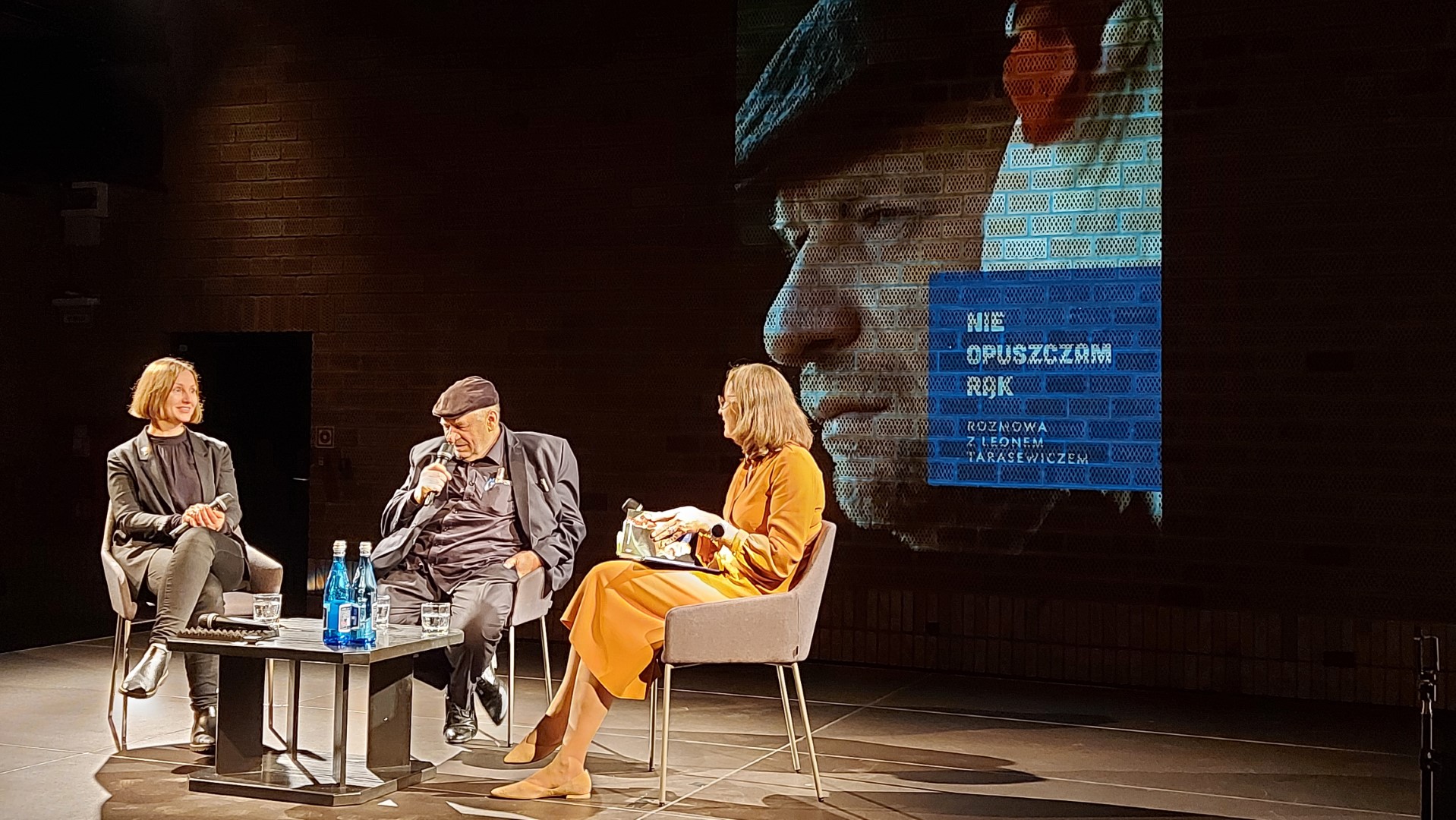 Prezentacja książki o Leonie Tarasewiczu w Białymstoku 22.10.2021