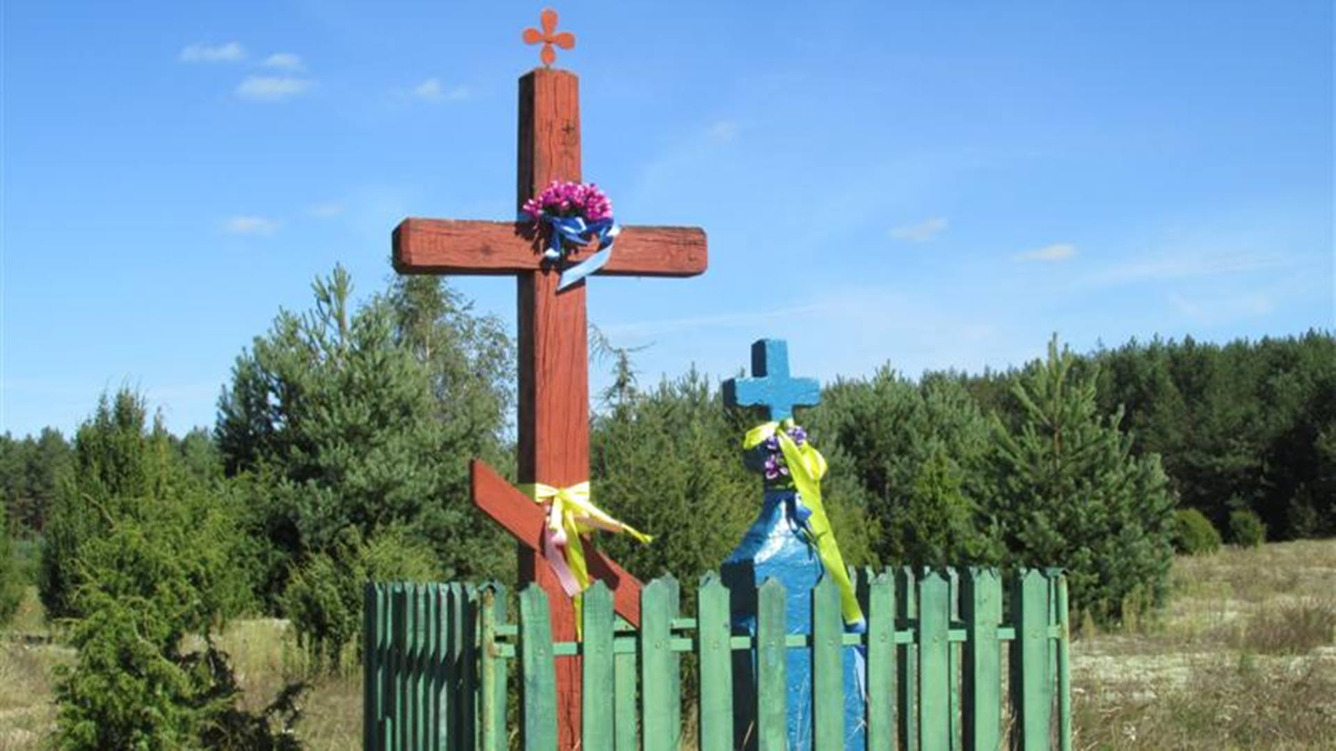 Władze województwa podlaskiego przekazały 100 tys. zł na renowacje przydrożnych kapliczek i krzyży