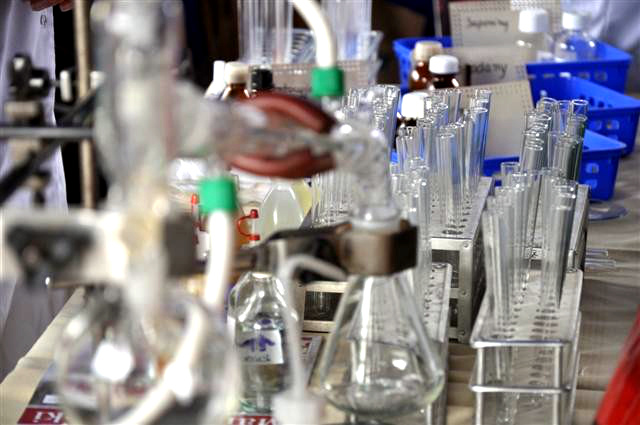 XIV Festiwal Nauki i Sztuki - doświadczenia, spektakle, warsztaty i wielki festyn