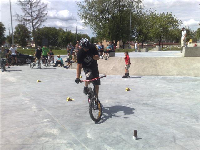 1700 metrów kwadratowych dla miłośników deskorolek i rowerów