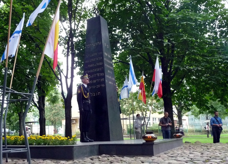 "Przeżyłam, żeby pamiętać" - reportaż Wiesława Szymańskiego