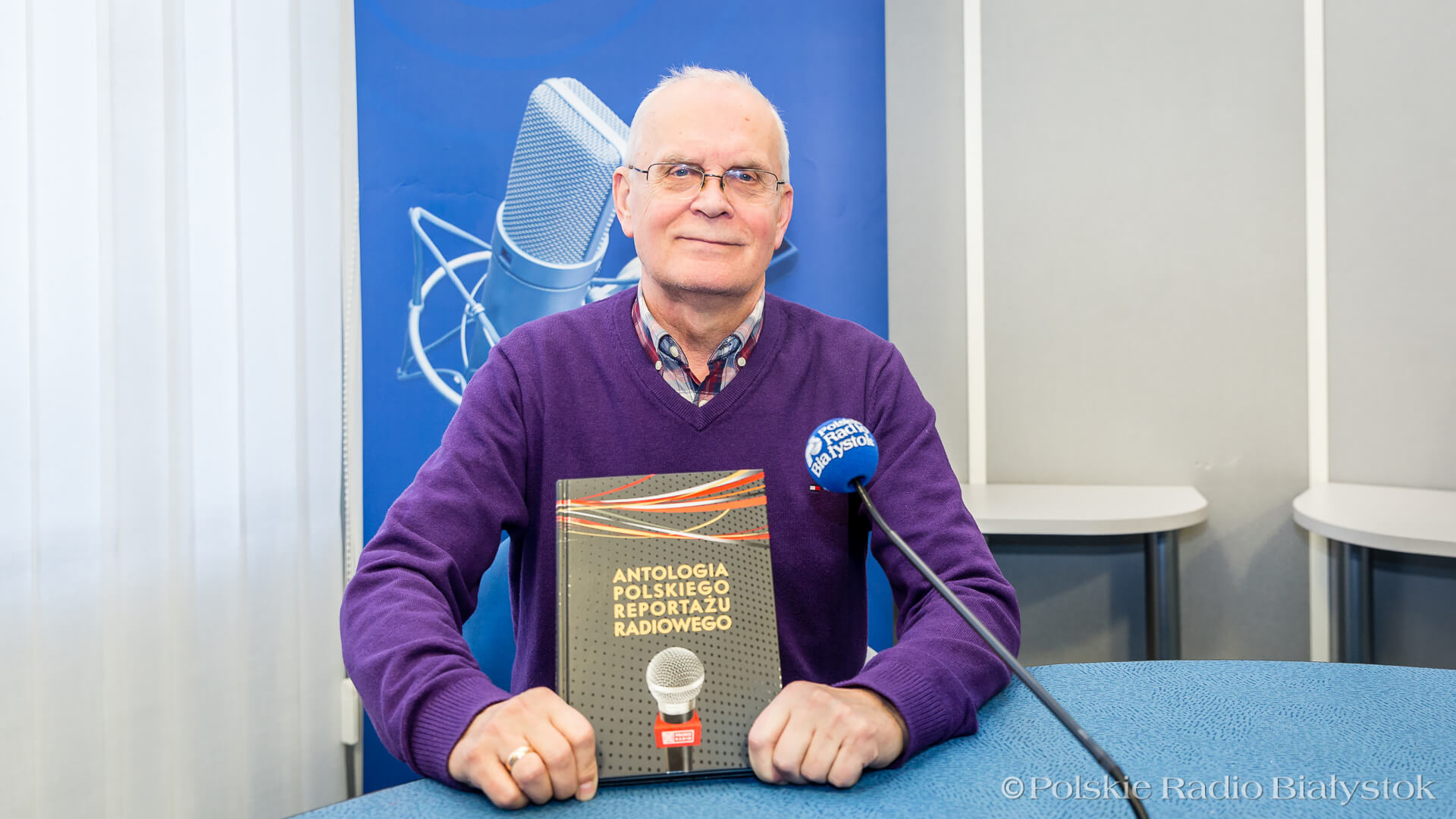 Marszałek Podlaskiego wręczył nagrody artystyczne, wśród laureatów - Jan Smyk z Radia Białystok