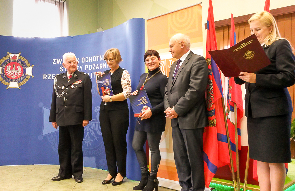 Reportażystki Polskiego Radia Białystok nagrodzone w ogólnopolskim konkursie "Strażacy ochotnicy nie tylko gaszą"