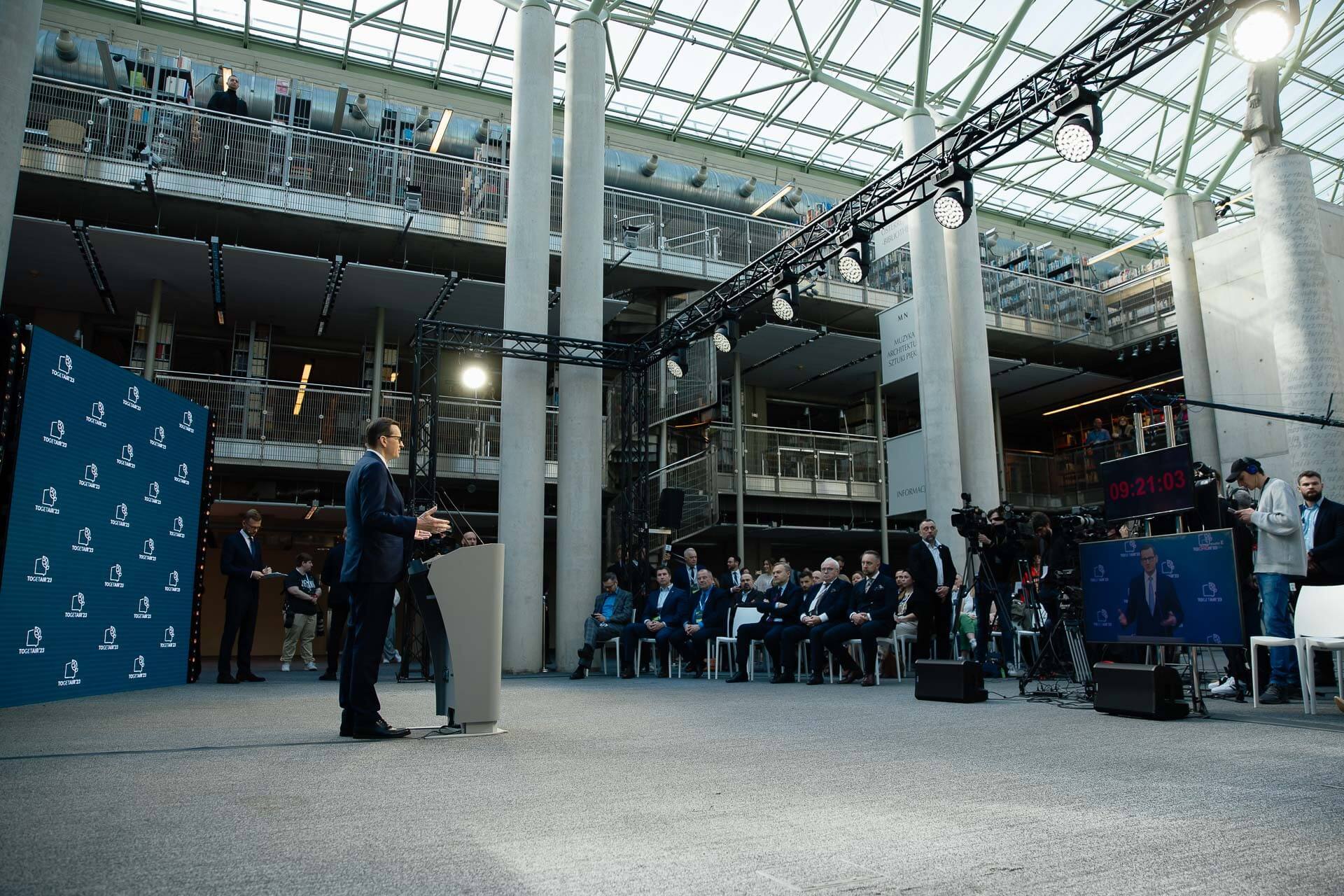 Ochrona środowiska i wyzwania dla energetyki - ruszył szczyt klimatyczny