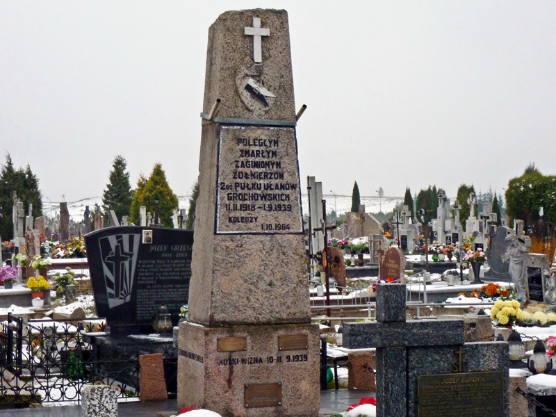 Zabytkowe nagrobki na podlaskich cmentarzach