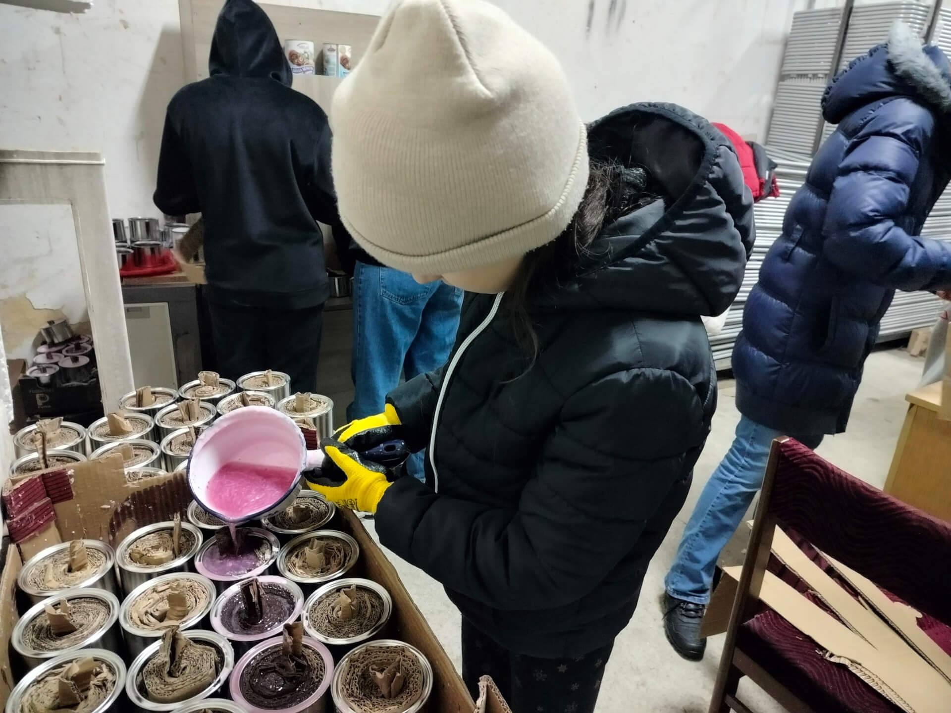 Świece okopowe dla ukraińskich żołnierzy [zdjęcia]