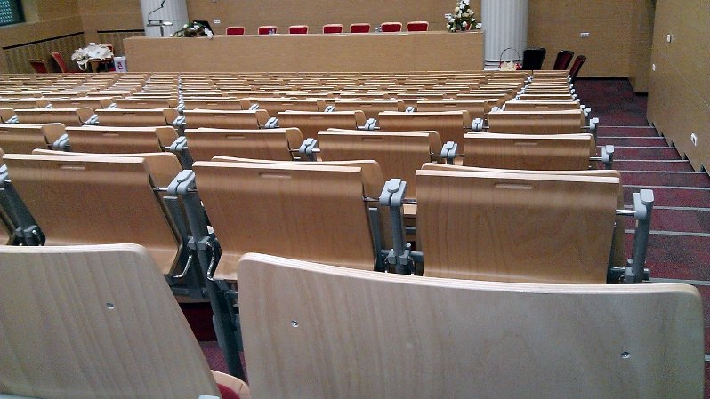 Wykład o wirusie z Wuhan na Uniwersytecie w Białymstoku