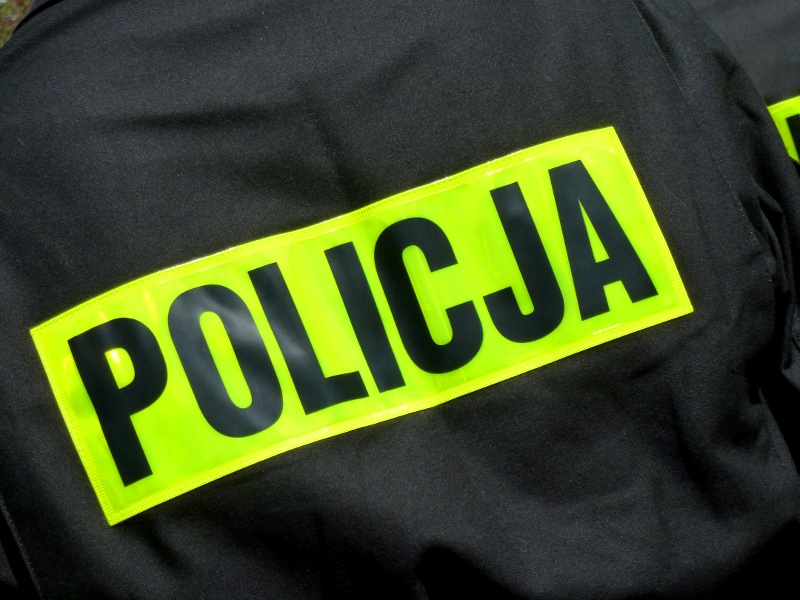 Suwałki:  Były policjant przed sądem za nękanie komendantów