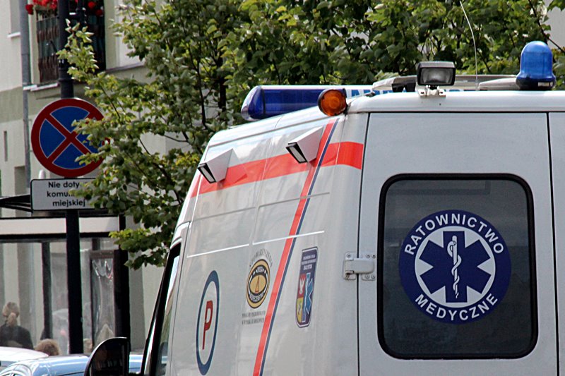 W Białymstoku nieznani sprawcy okradli i zniszczyli karetkę Grupy Ratowniczej Medival