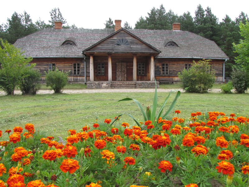 Region:  Otwarcie sezonu w Białostockim Muzeum Wsi