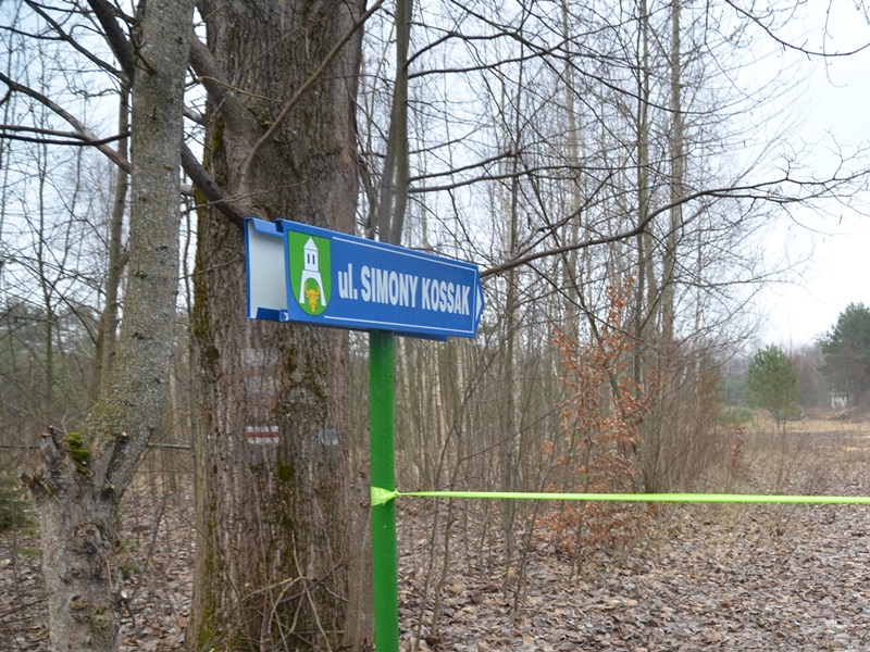 Otwarcie ulicy i wieczór wspomnień o prof. Simonie Kossak w Białowieży
