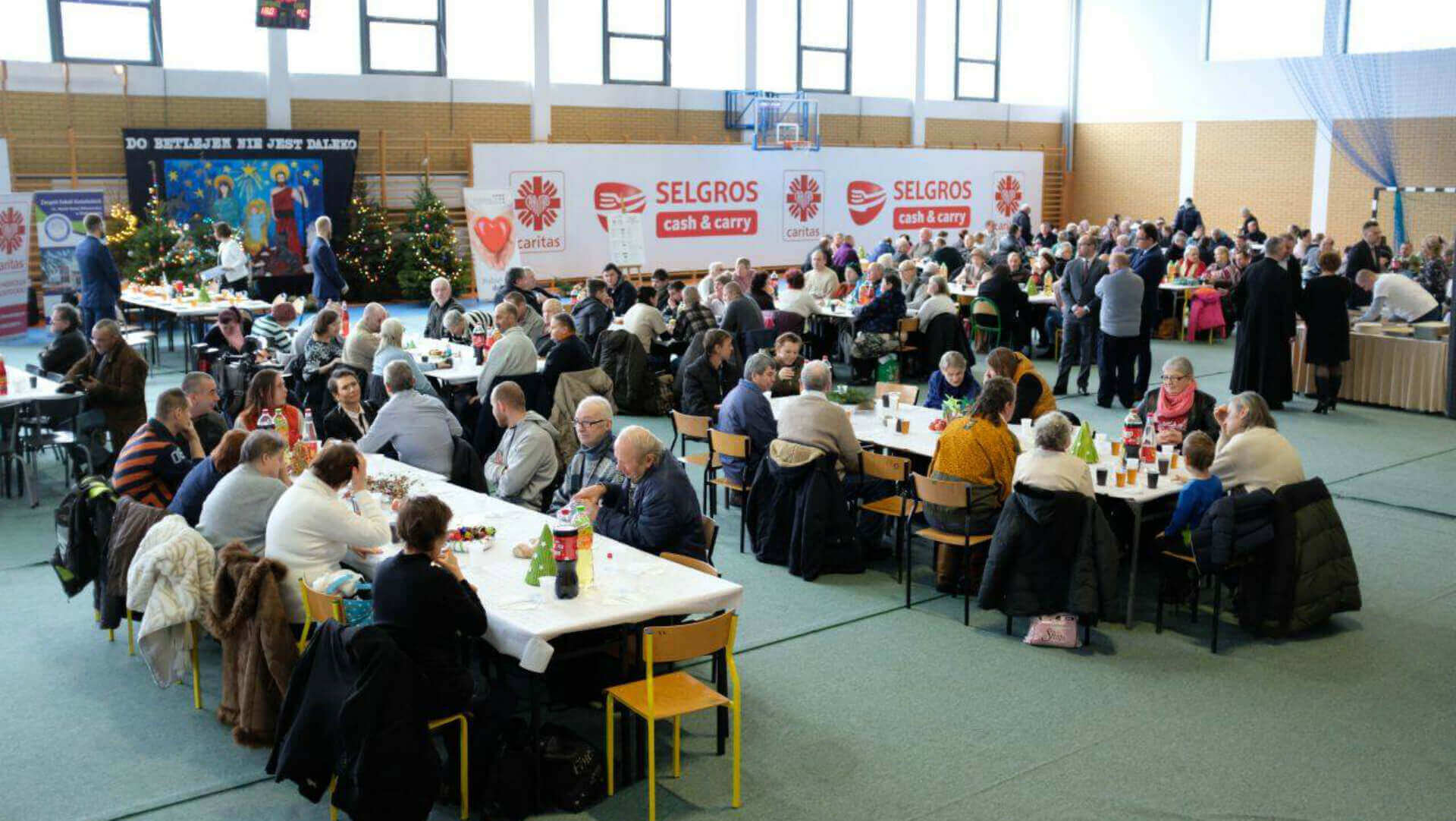 Caritas Archidiecezji Białostockiej zaprasza samotnych i ubogich na wspólny wigilijny posiłek