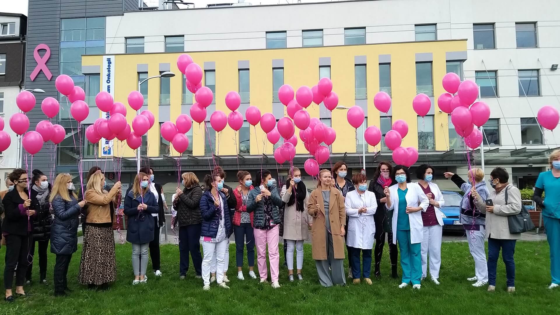 Symboliczne obchody Europejskiego Dnia Walki z Rakiem Piersi