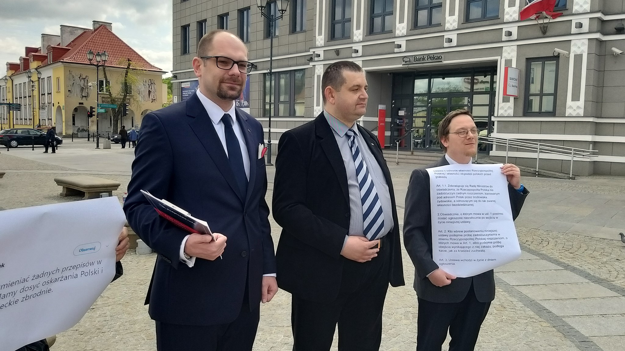 Konfederacja wzywa rząd do podpisania projektu ustawy w sprawie żydowskich roszczeń