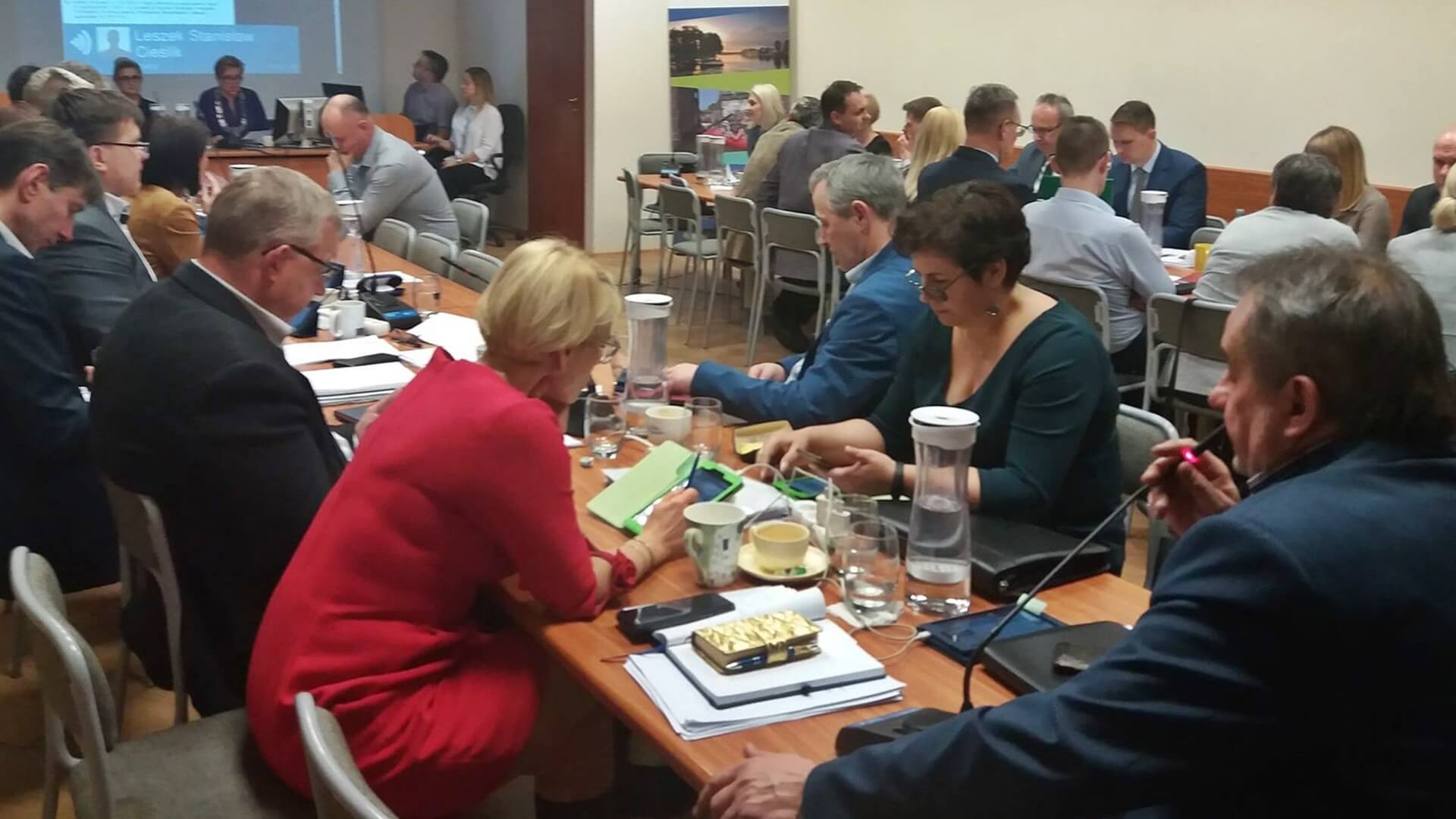 Do komisji do spraw budżetu Rady Miejskiej w Augustowie zapisali się niemal wszyscy radni