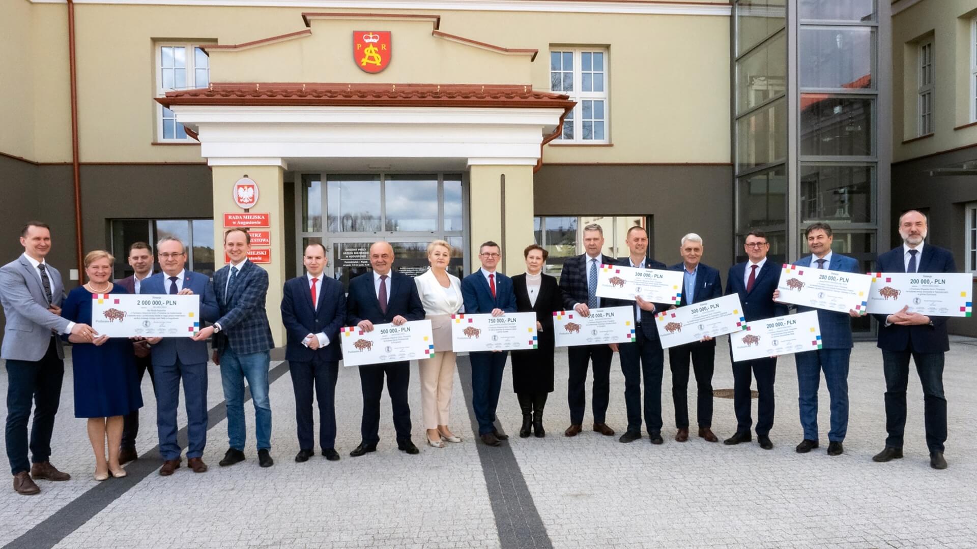 Prawie 5 mln zł z Funduszu Wsparcia Gmin i Powiatów dla podlaskich samorządów