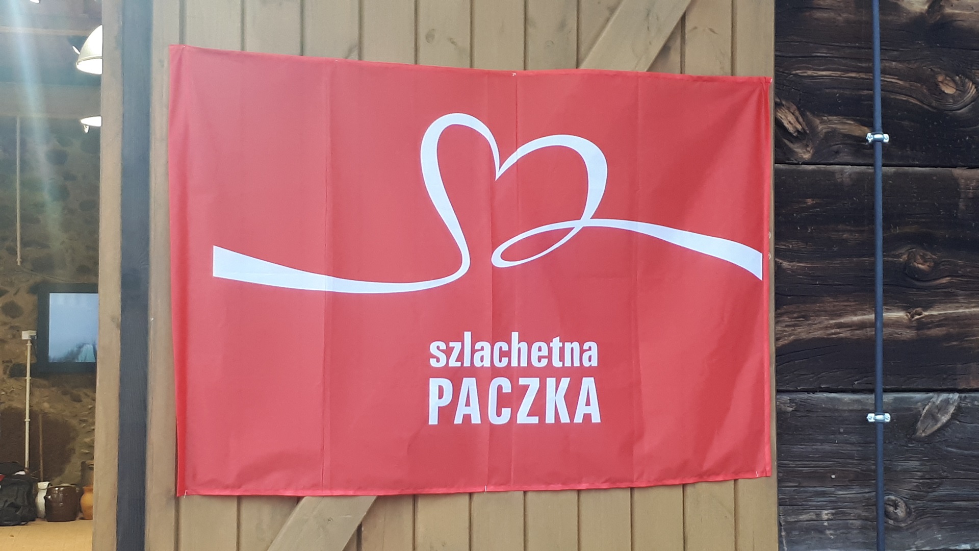 Szlachetna Paczka i Akademia Przyszłości poszukują wolontariuszy