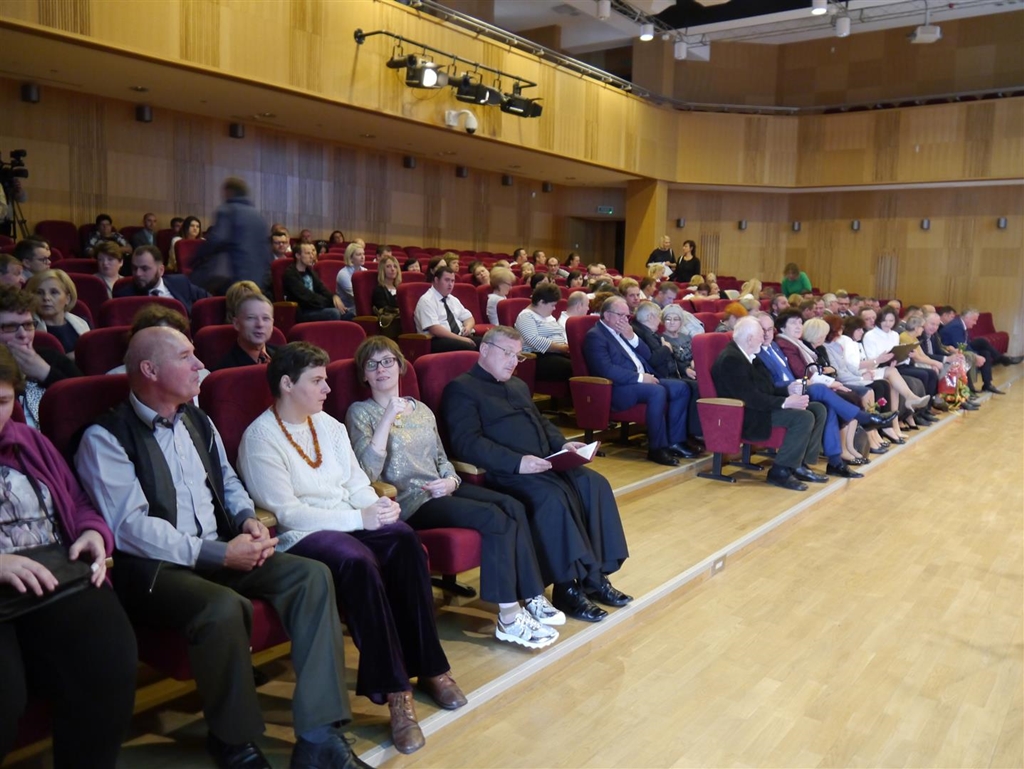 Osoby niepełnosprawne zaprezentowały w Suwałkach swoją twórczość artystyczną