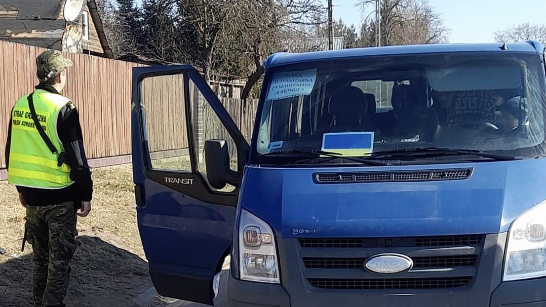 Oznaczyli samochód "Pomoc humanitarna", by uśpić czujność strażników