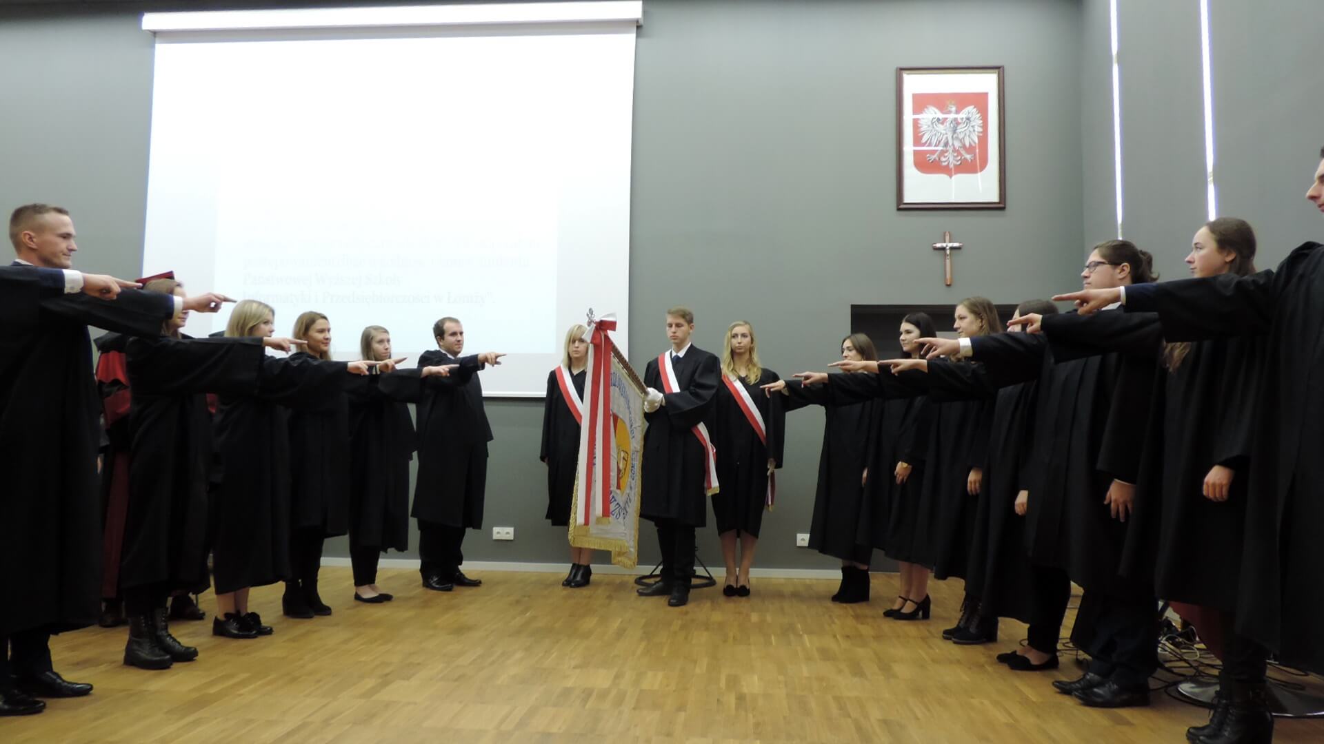 760 nowych studentów PWSIiP w Łomży złożyło ślubowanie