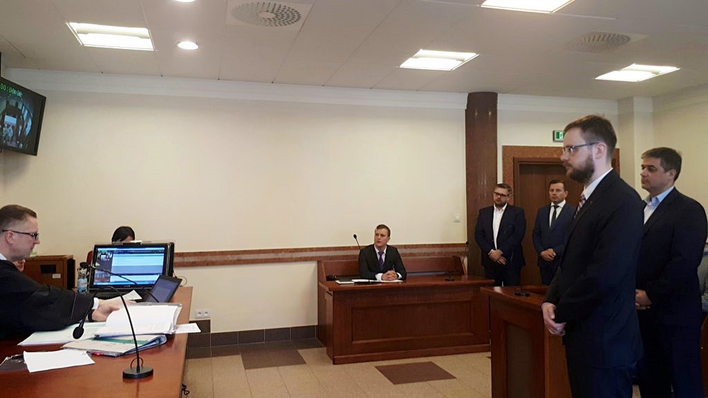 Sąd przesłuchuje świadków w procesie o zarobki prezydenta Białegostoku