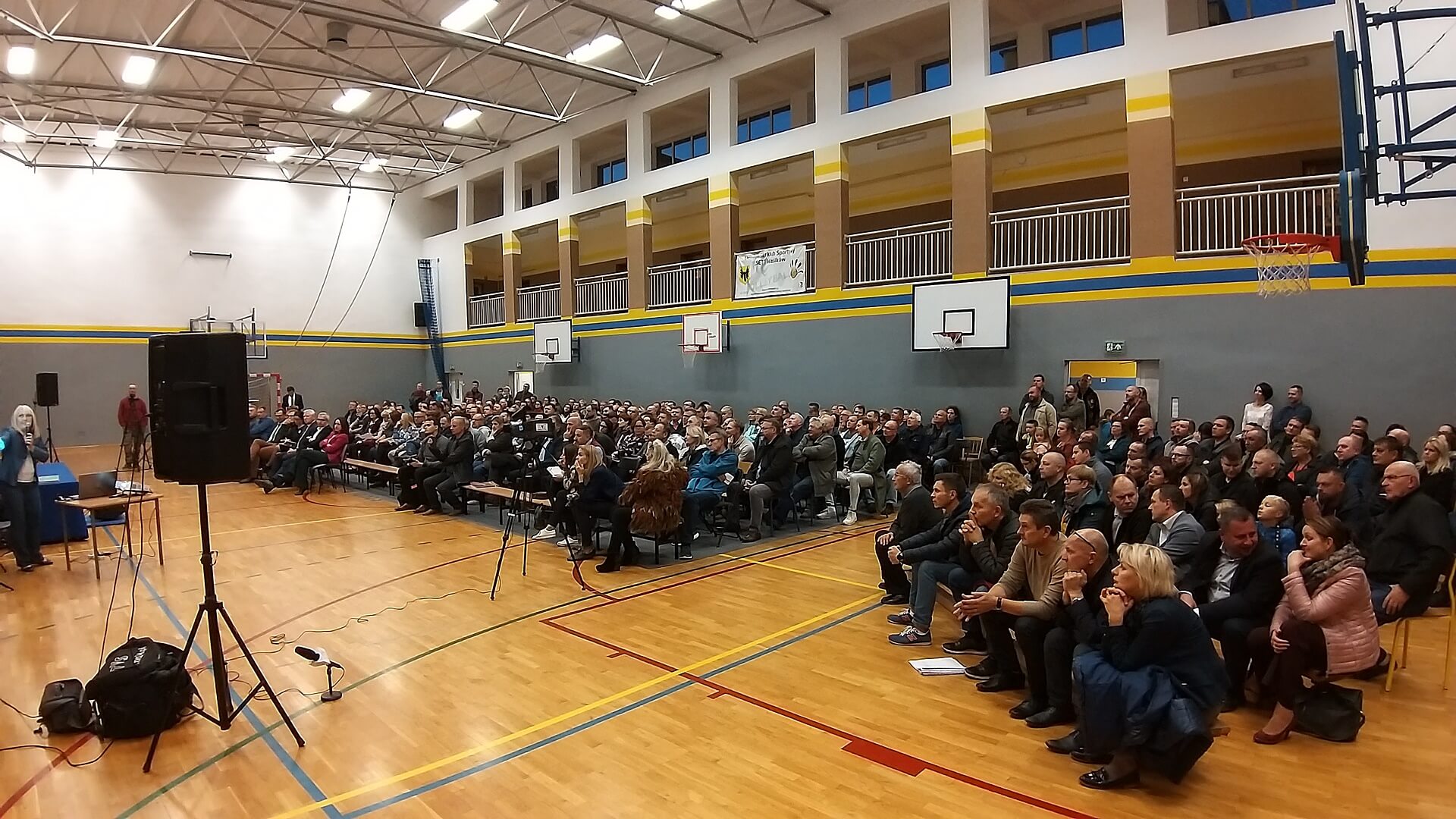 Prawie pół tys. osób spotkało się w Wasilkowie - protestowali przeciwko kolejowej obwodnicy Białegostoku