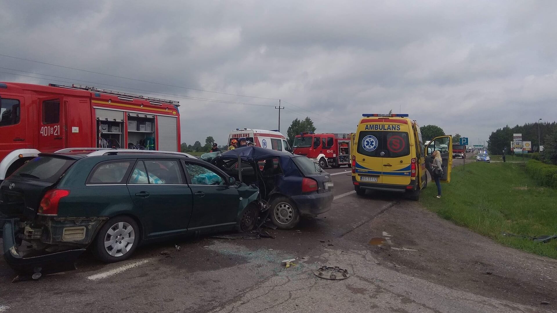 Wypadek przy wjeździe do Augustowa – 4 osoby zostały ranne