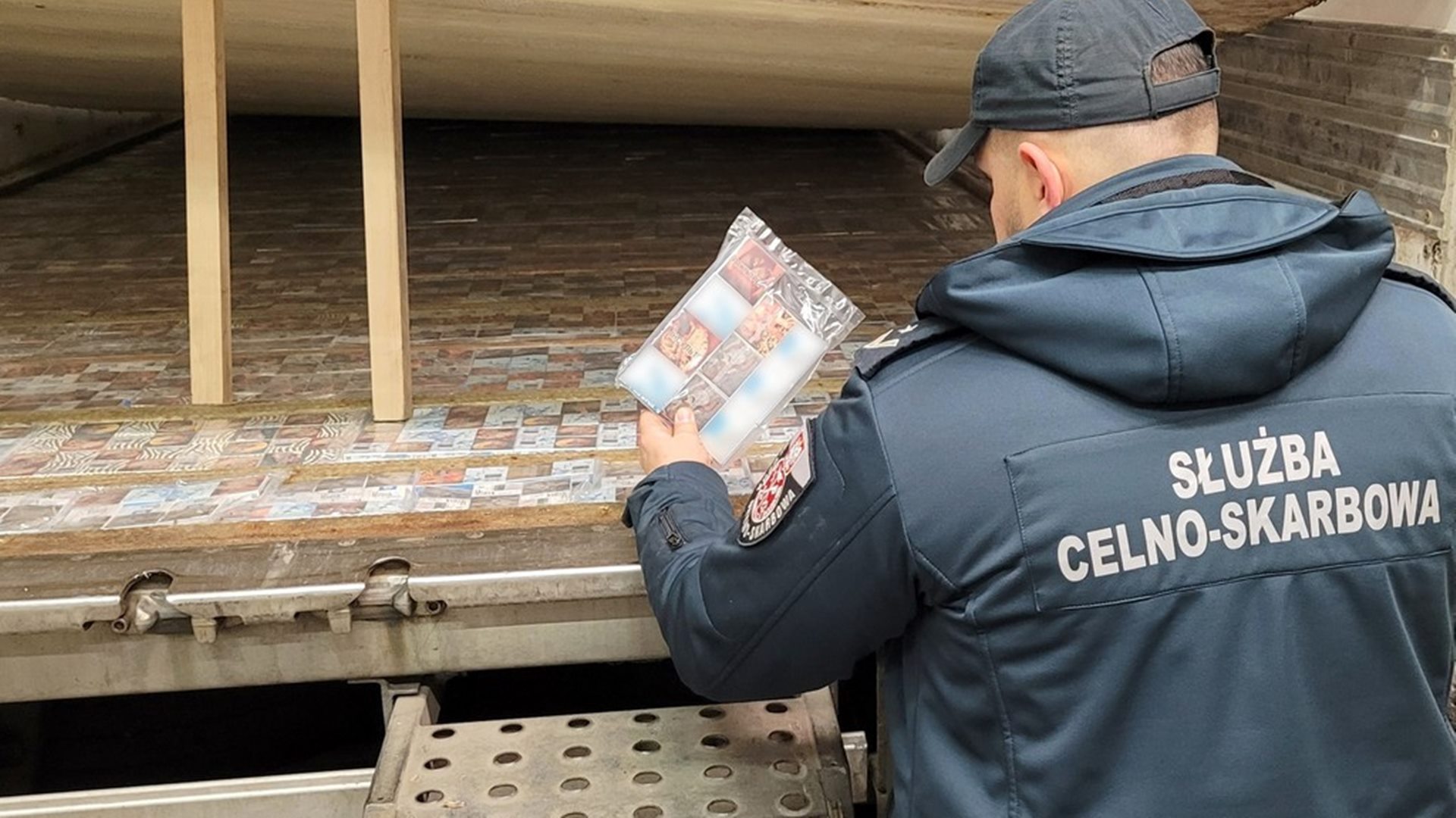 Sąd w Sokółce skazał białoruskiego kierowcę za przemyt 250 tys. paczek papierosów