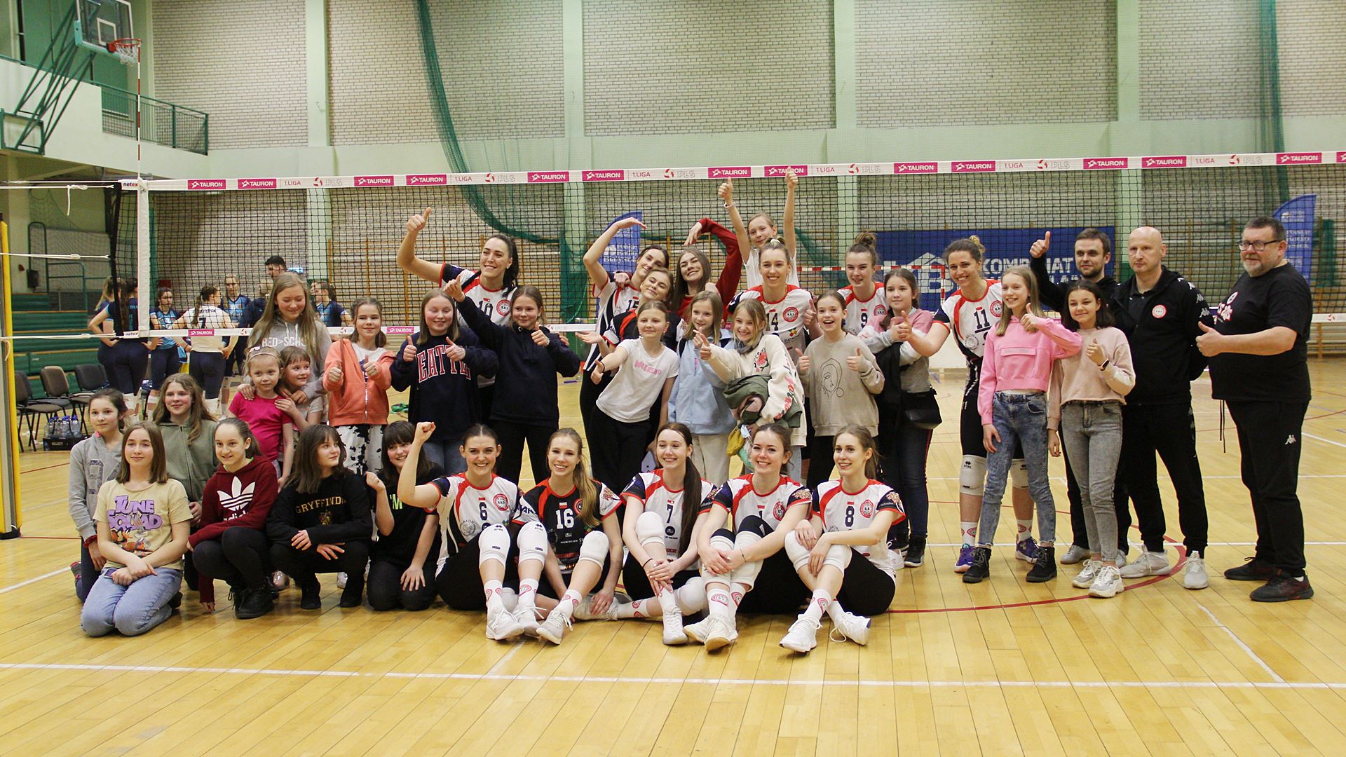 Siatkarki KS BAS-u Białystok wygrywają ostatni mecz w sezonie zasadniczym z Wieżycą Stężyca [zdjęcia, wideo]