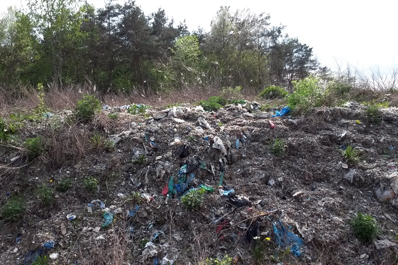 Zagrożenie ekologiczne. NIK wytyka błędy urzędników ws. wysypiska w Karczach