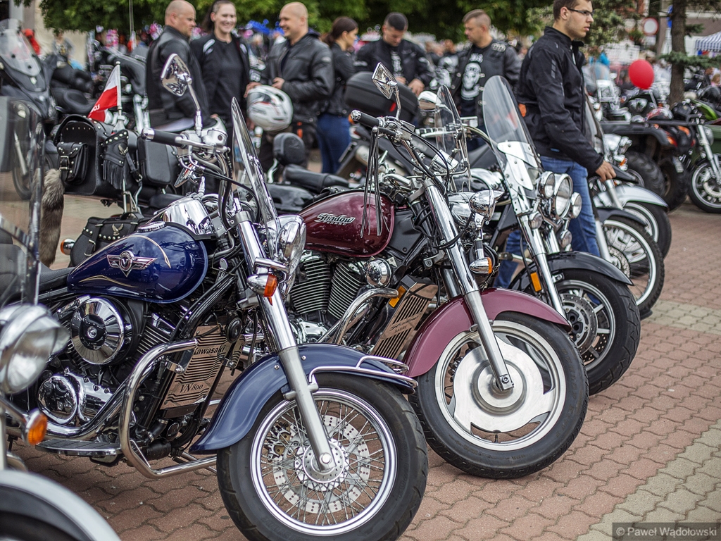 Motoserce w Łomży – Stary Rynek zapełniły motocykle [zdjęcia, wideo]
