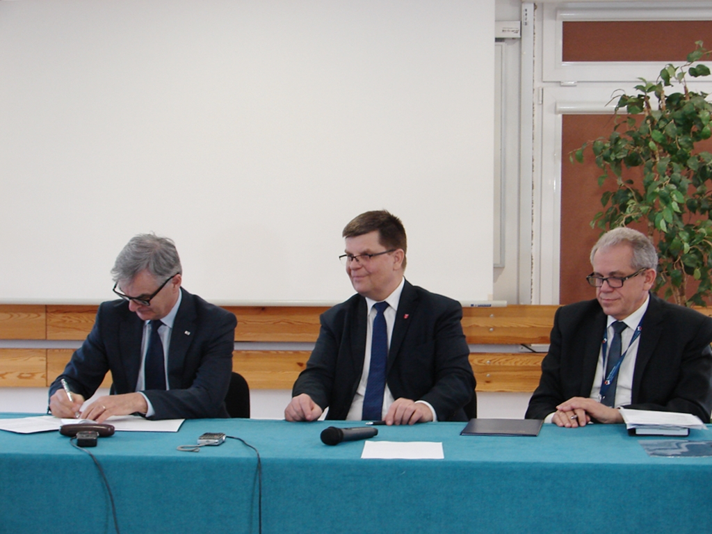 Ponad 4,1 mln zł dotacji dla szpitala w Łomży na inwestycje