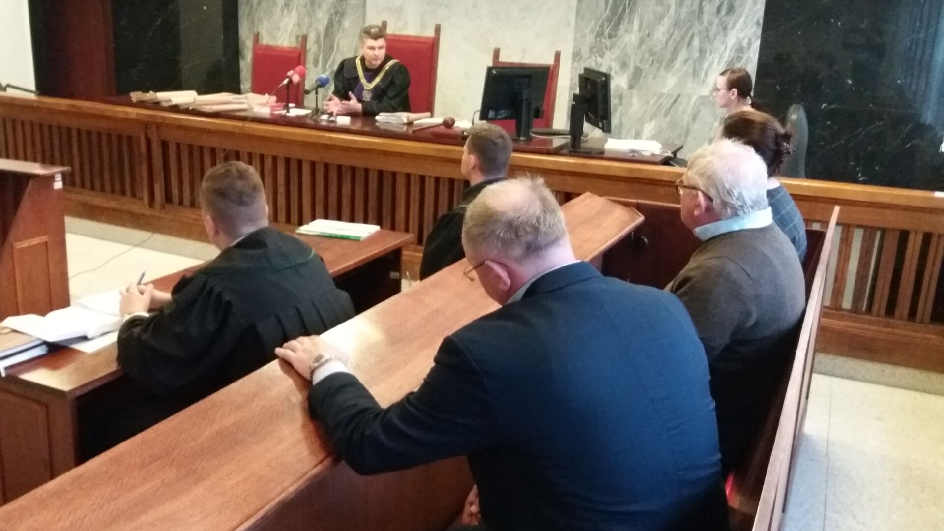 Początek procesu znanego suwalskiego biznesmena Mirosława Sz.