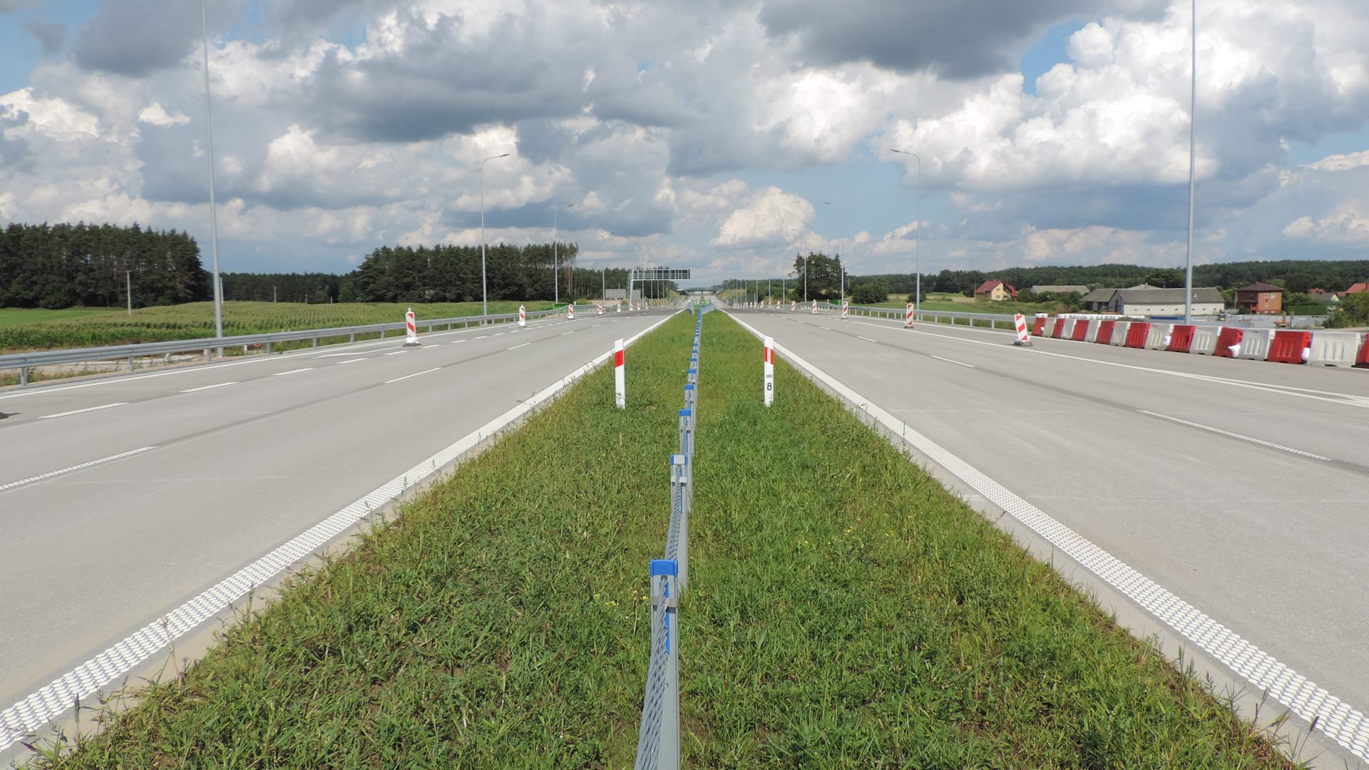 Kolejni przedsiębiorcy apelują o budowę drogi ekspresowej między Białymstokiem a Augustowem